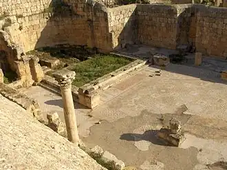 Église Saints-Côme et Damien.