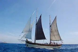 Le JLD'A qui représente le bateau des Morcerf.