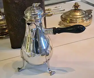 Chocolatière (1773).