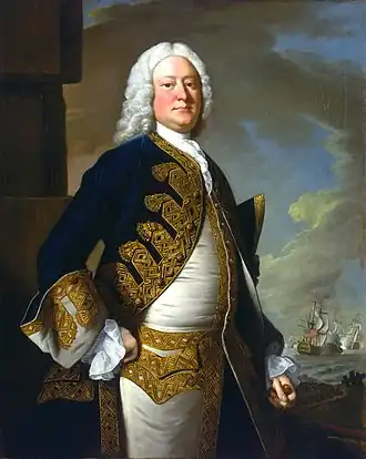 John Byng arrive en Méditerranée avec 11 puis 13 vaisseaux et 4&nbsp;000&nbsp;soldats pour renforcer la garnison de Port-Mahon.
