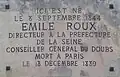 Plaque sur la maison natale d'Émile Roux.