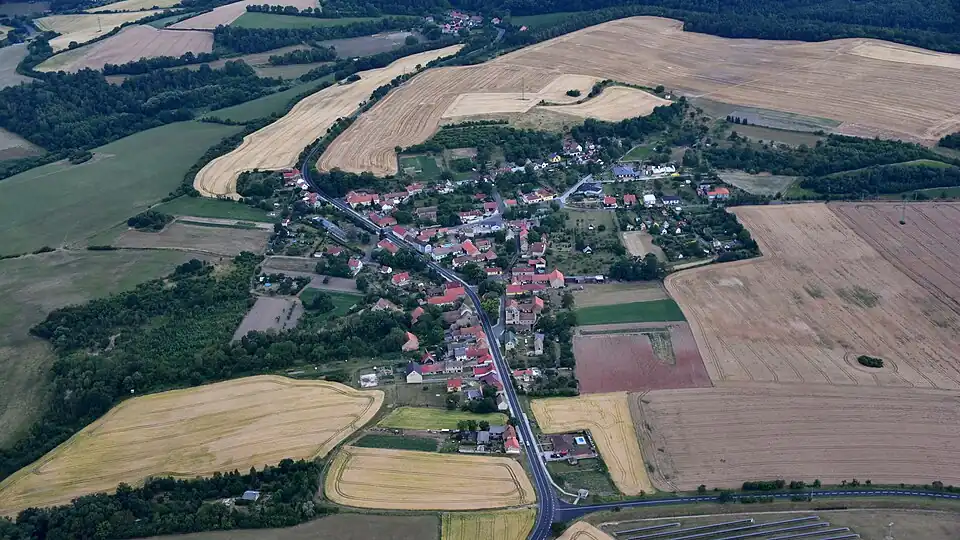 Hameau de Senkov : vue aérienne.