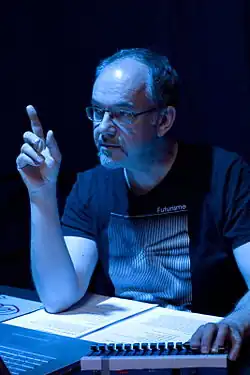 Description de cette image, également commentée ci-après