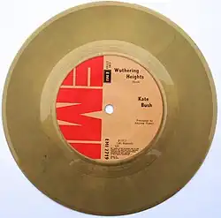 image d'un 45 tour de couleur doré