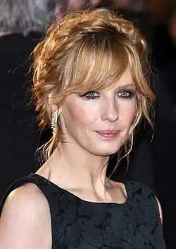 Kelly Reilly interprète Jordan Semyon.