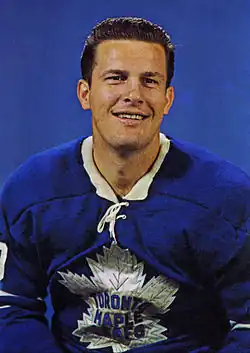 Description de l'image Kent Douglas Ralston Purina card.JPG.