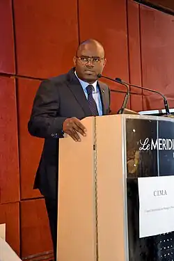 Description de cette image, également commentée ci-après