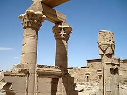 Colonnes, éléments architecturaux