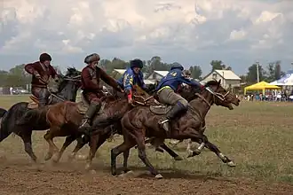 Chevaux de kokpar au Kazakhstan