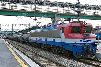 Seconde sous-série : hublots bas.