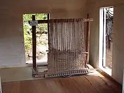 Métier à tisser à partir de paille de riz, pour stocker le riz. Maison Jigok-ri, Musée de Cheongpung&nbsp;(en), Corée.