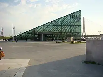 Image illustrative de l’article Koroğlu (métro de Bakou)