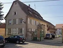 Ancienne ferme dite des Johannites (XVIIIe), 20 rue du Maréchal-Foch.