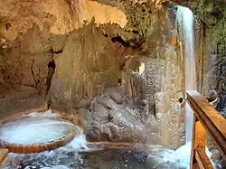 Bassin de lavage du linge ou de la laine