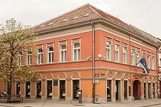 Le bâtiment de la bibliothèque municipale