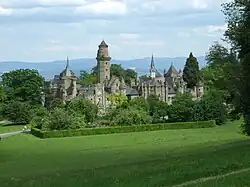 Le château du Löwenburg&nbsp;(de).