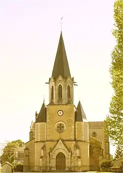 L'église Saint-Étienne en village