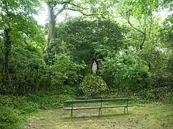 Réplique de la grotte de Lourdes, chemin des Loges.