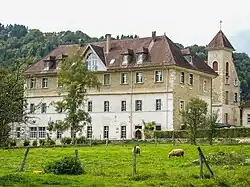 Ancien prieuré de Vaucluse. Actuellement I.M.P.