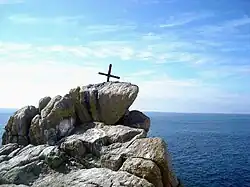 L'ancienne croix au plus haut point