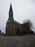 L'église paroissiale : vue extérieure d'ensemble.