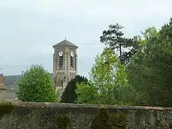 l'église Saint-Hilaire.