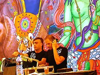 Description de cette image, également commentée ci-après