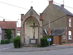 Le calvaire de la chaussée de Bavay.