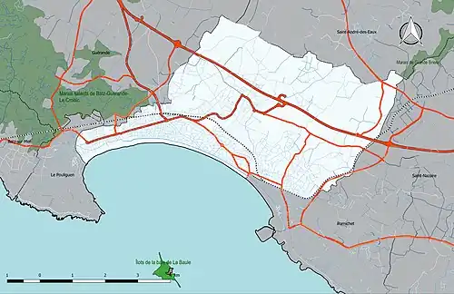 Carte en couleurs localisant les zones naturelles de type 1 par des aplats de couleur.