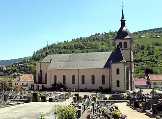 L'église Saint-Laurent.