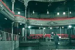 Vue des balcons de la salle La Cigale.