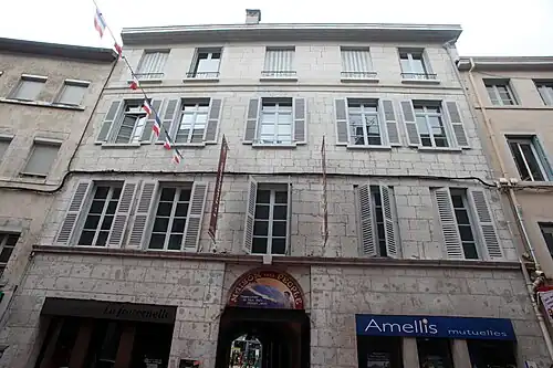 Maison du peuple.