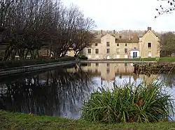 Le bassin de la Grande-Maison.