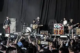 Description de cette image, également commentée ci-après