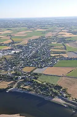 Vue aérienne de La Ménitré.