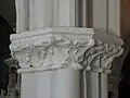 La Martyre : église Saint-Salomon, détail d'un autre des chapiteaux du chœur 1