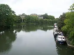 La Meuse à Charleville.