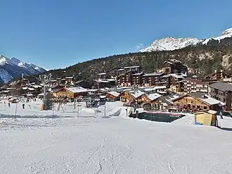 Vue aérienne de la station.