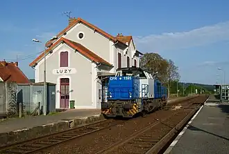 Image illustrative de l’article Gare de Luzy