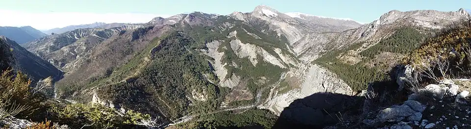 La Bès du belvédère du Vélodrome aux clues de Barles