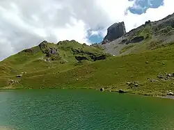La Pierra Menta depuis le lac d'Amour au sud-ouest.