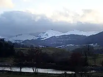 Suc de la Blatte à droite.