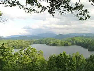 Image illustrative de l’article Lac Santeetlah