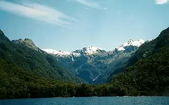 Image illustrative de l’article Lac Manapouri