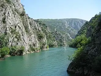 Le lac Matka, dans les gorges de la Treska.