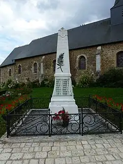 Monument aux morts.