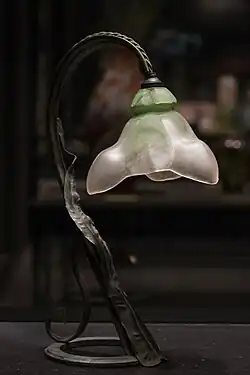 Lampe perce-neige, 1905, musée des Beaux-Arts de Nancy.