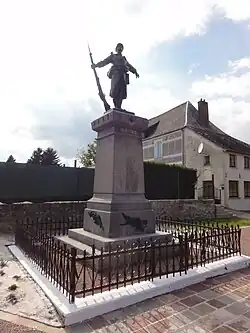 Monument aux morts.