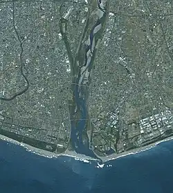 Vue aérienne de l'embouchure du fleuve Tenryū.