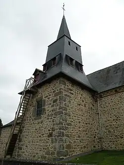 Le clocher de l'église.